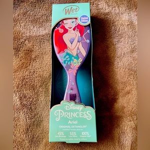 Disney Princess hair brush